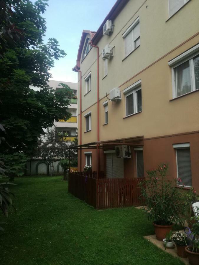 Rose Apartman Debrecen Dış mekan fotoğraf