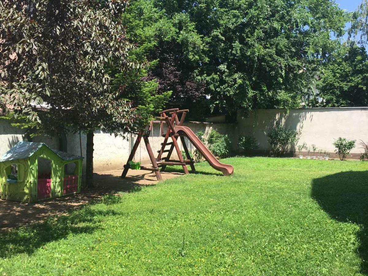 Rose Apartman Debrecen Dış mekan fotoğraf
